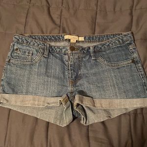Forever 21 Jean shorts, size 29